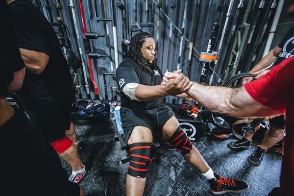 Qual è il modo migliore per recuperare dopo una competizione di powerlifting?